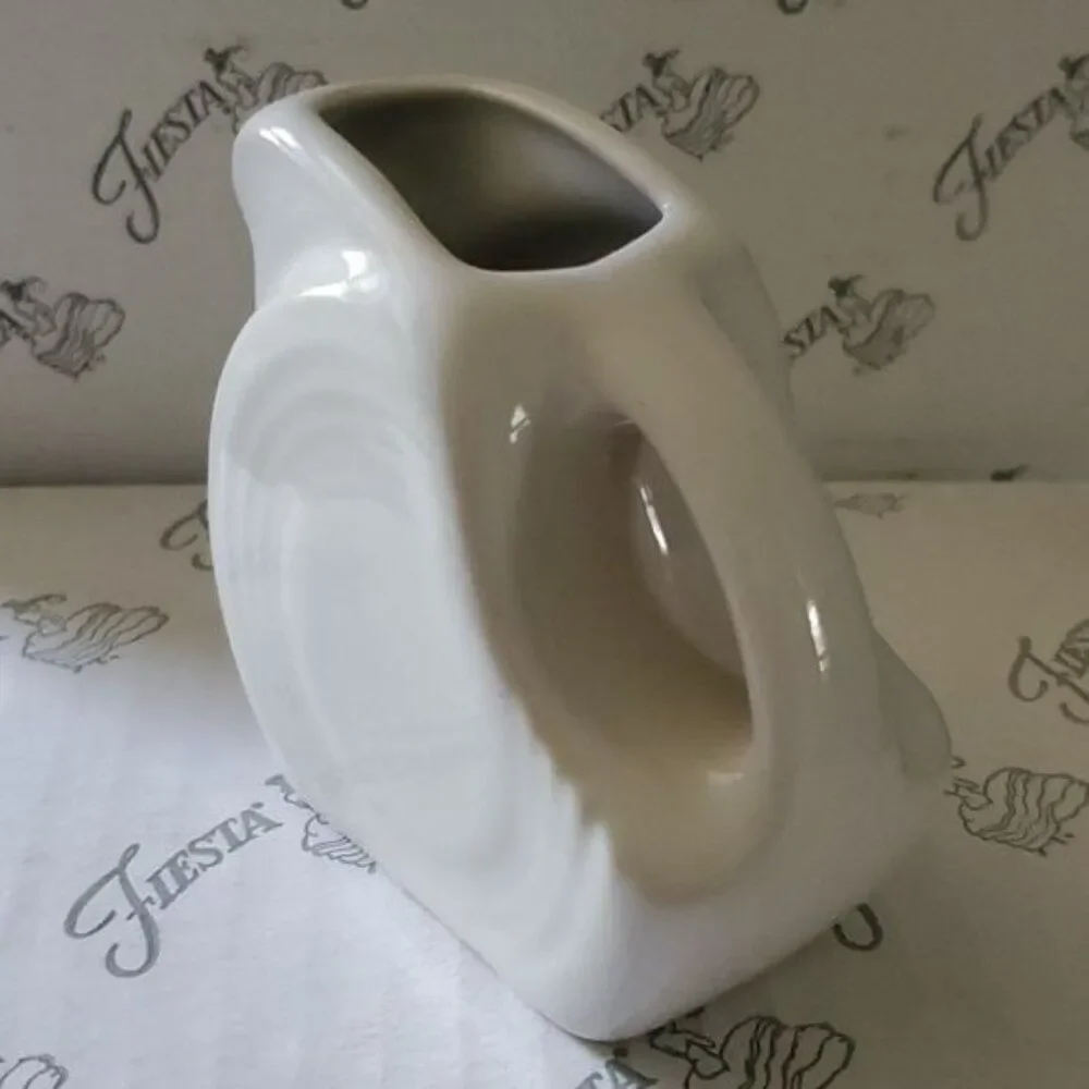 Fiestaware Fiesta 5 OZ Pitcher Mini Disk White CONTAINER CERAMIC